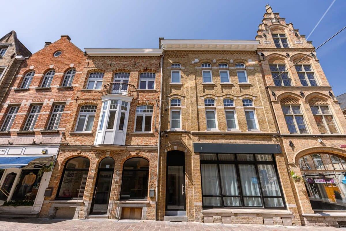 Huswell - Beautiful Apartment In The Center Of Ieper Bagian luar foto
